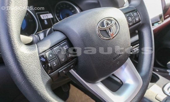 Buy Import Toyota Hilux White Car in Import - Dubai in Enga Buy Import Toyota Hilux White Car in Import - Dubai in Enga