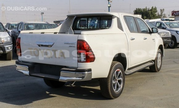 Buy Import Toyota Hilux White Car in Import - Dubai in Enga Buy Import Toyota Hilux White Car in Import - Dubai in Enga