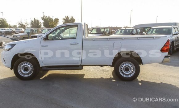 Buy Import Toyota Hilux White Car in Import - Dubai in Enga Buy Import Toyota Hilux White Car in Import - Dubai in Enga