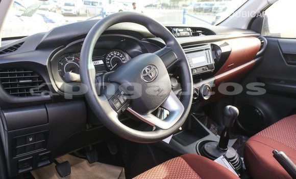 Buy Import Toyota Hilux White Car in Import - Dubai in Enga Buy Import Toyota Hilux White Car in Import - Dubai in Enga