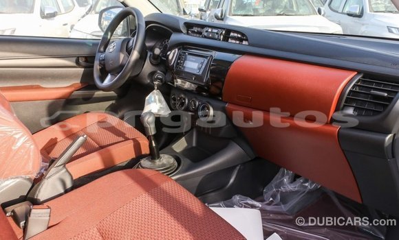 Buy Import Toyota Hilux White Car in Import - Dubai in Enga Buy Import Toyota Hilux White Car in Import - Dubai in Enga