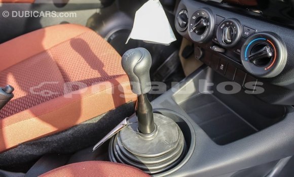 Buy Import Toyota Hilux White Car in Import - Dubai in Enga Buy Import Toyota Hilux White Car in Import - Dubai in Enga