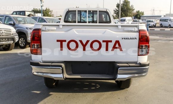 Buy Import Toyota Hilux White Car in Import - Dubai in Enga Buy Import Toyota Hilux White Car in Import - Dubai in Enga