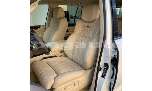 Buy Import Lexus LX White Car in Import - Dubai in Enga Buy Import Lexus LX White Car in Import - Dubai in Enga