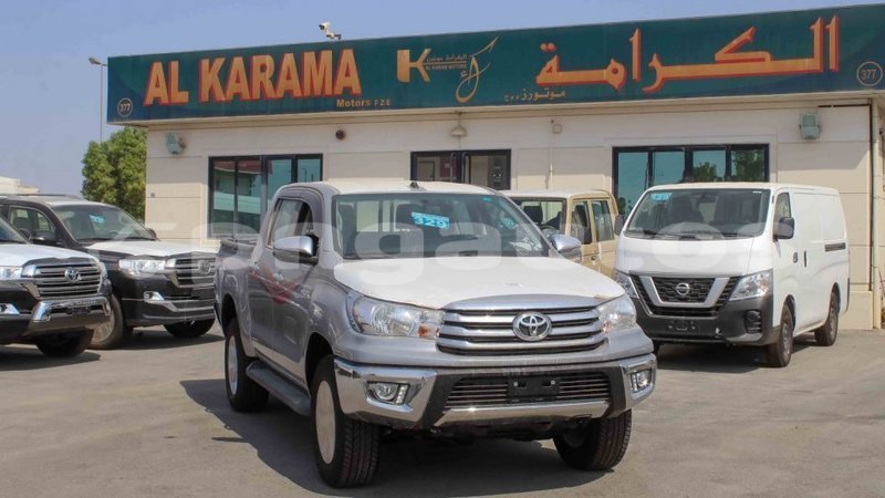 Big with watermark toyota hilux enga import dubai 5072