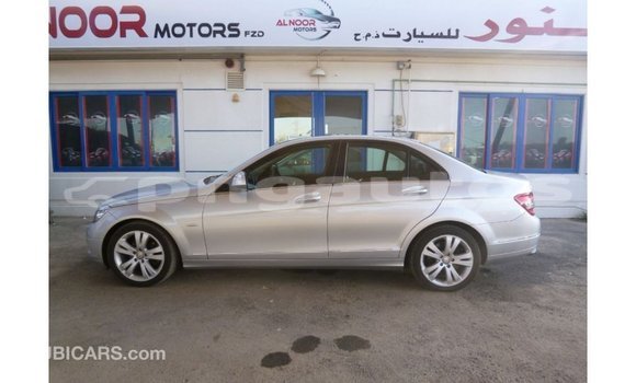 Buy Import Mercedes-Benz 200 Other Car in Import - Dubai in Enga Buy Import Mercedes-Benz 200 Other Car in Import - Dubai in Enga