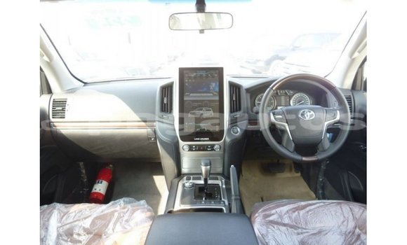 Buy Import Toyota Land Cruiser Black Car in Import - Dubai in Enga Buy Import Toyota Land Cruiser Black Car in Import - Dubai in Enga