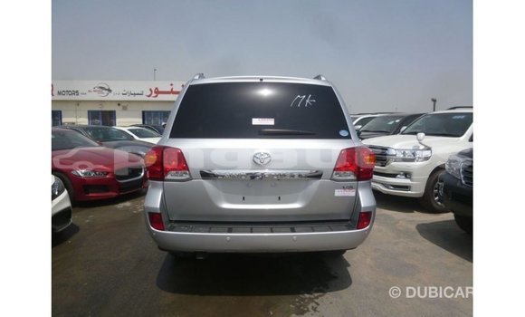 Buy Import Toyota Land Cruiser Other Car in Import - Dubai in Enga Buy Import Toyota Land Cruiser Other Car in Import - Dubai in Enga