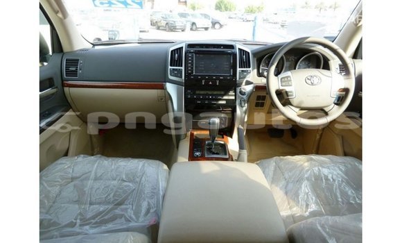 Buy Import Toyota Land Cruiser Black Car in Import - Dubai in Enga Buy Import Toyota Land Cruiser Black Car in Import - Dubai in Enga