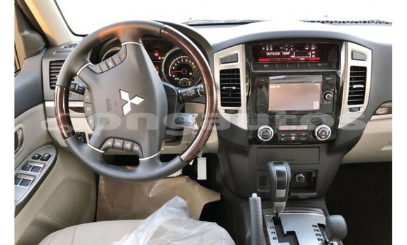 Buy Import Mitsubishi Pajero Black Car in Import - Dubai in Enga Buy Import Mitsubishi Pajero Black Car in Import - Dubai in Enga