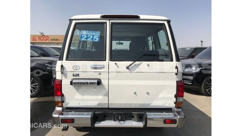 Big with watermark toyota land cruiser enga import dubai 5096