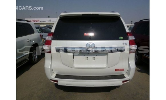 Buy Import Toyota Prado White Car in Import - Dubai in Enga Buy Import Toyota Prado White Car in Import - Dubai in Enga