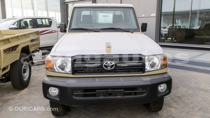 Big with watermark toyota land cruiser enga import dubai 5103