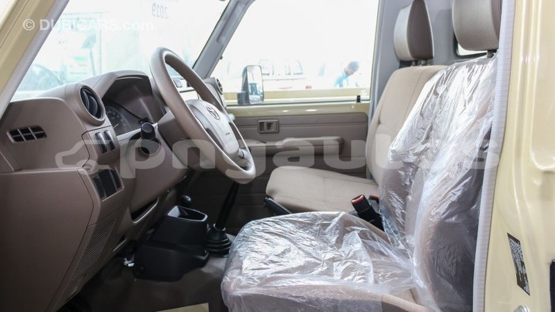 Big with watermark toyota land cruiser enga import dubai 5103