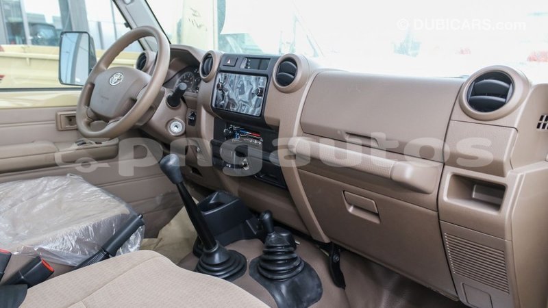 Big with watermark toyota land cruiser enga import dubai 5103
