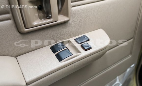 Buy Import Toyota Land Cruiser Beige Car in Import - Dubai in Enga Buy Import Toyota Land Cruiser Beige Car in Import - Dubai in Enga