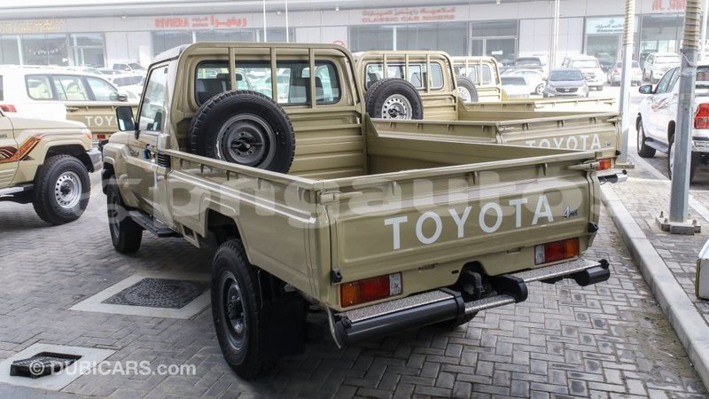 Big with watermark toyota land cruiser enga import dubai 5103