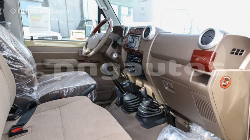 Big with watermark toyota land cruiser enga import dubai 5108