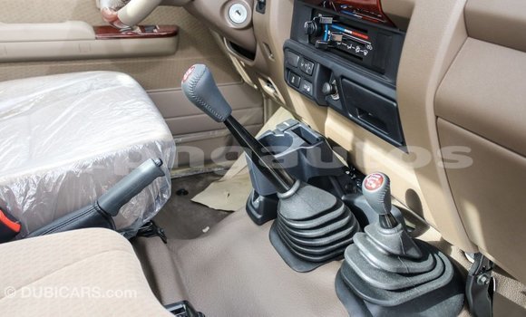 Buy Import Toyota Land Cruiser Beige Car in Import - Dubai in Enga Buy Import Toyota Land Cruiser Beige Car in Import - Dubai in Enga
