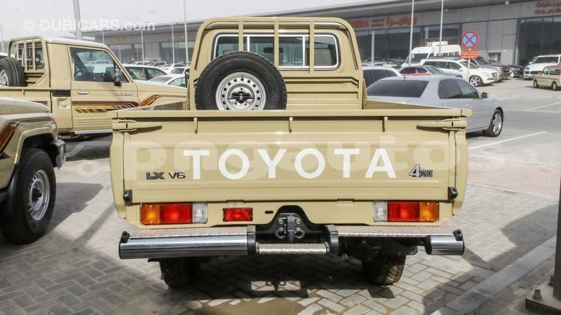 Big with watermark toyota land cruiser enga import dubai 5108