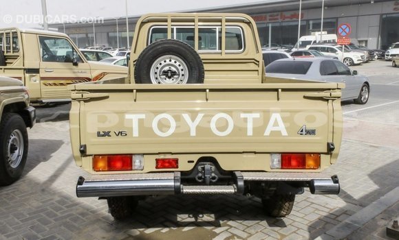 Buy Import Toyota Land Cruiser Beige Car in Import - Dubai in Enga Buy Import Toyota Land Cruiser Beige Car in Import - Dubai in Enga