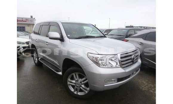 Buy Import Toyota Land Cruiser Other Car in Import - Dubai in Enga Buy Import Toyota Land Cruiser Other Car in Import - Dubai in Enga