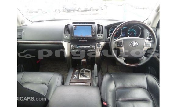 Buy Import Toyota Land Cruiser Other Car in Import - Dubai in Enga Buy Import Toyota Land Cruiser Other Car in Import - Dubai in Enga