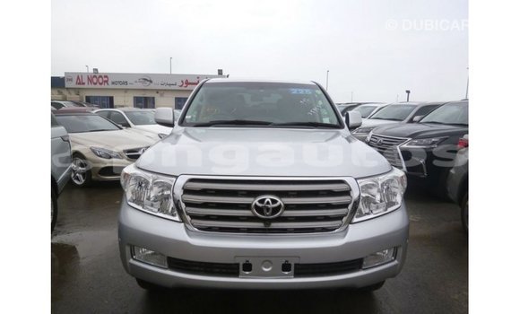 Buy Import Toyota Land Cruiser Other Car in Import - Dubai in Enga Buy Import Toyota Land Cruiser Other Car in Import - Dubai in Enga