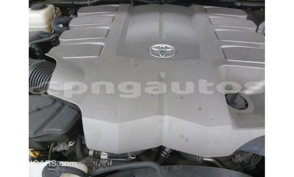 Buy Import Toyota Land Cruiser Other Car in Import - Dubai in Enga Buy Import Toyota Land Cruiser Other Car in Import - Dubai in Enga