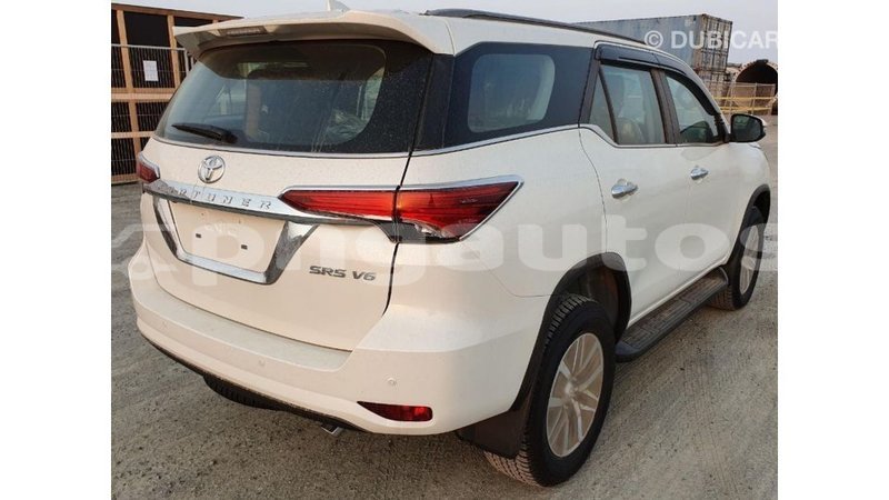 Big with watermark toyota fortuner enga import dubai 5113