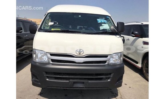 Buy Import Toyota Hiace White Car in Import - Dubai in Enga Buy Import Toyota Hiace White Car in Import - Dubai in Enga