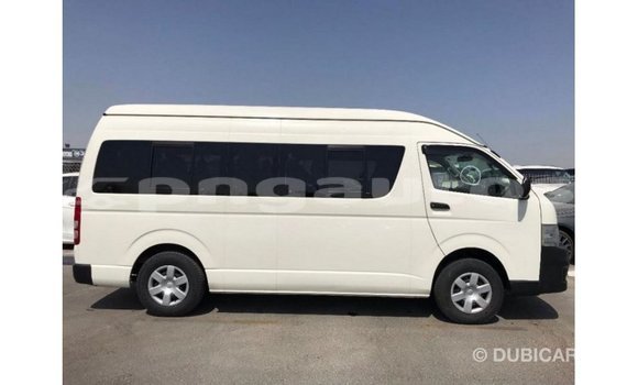 Buy Import Toyota Hiace White Car in Import - Dubai in Enga Buy Import Toyota Hiace White Car in Import - Dubai in Enga