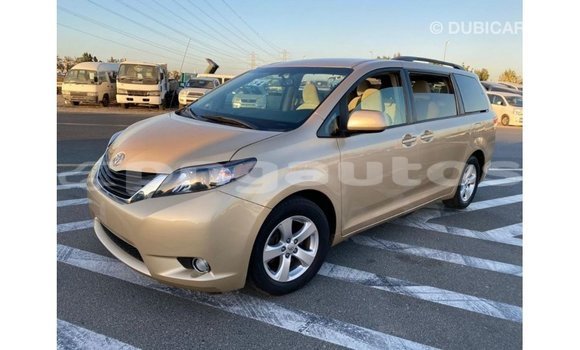 Buy Import Toyota Sienna Other Car in Import - Dubai in Enga Buy Import Toyota Sienna Other Car in Import - Dubai in Enga