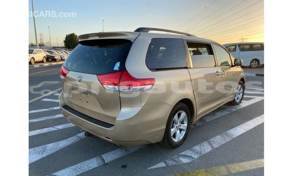 Buy Import Toyota Sienna Other Car in Import - Dubai in Enga Buy Import Toyota Sienna Other Car in Import - Dubai in Enga