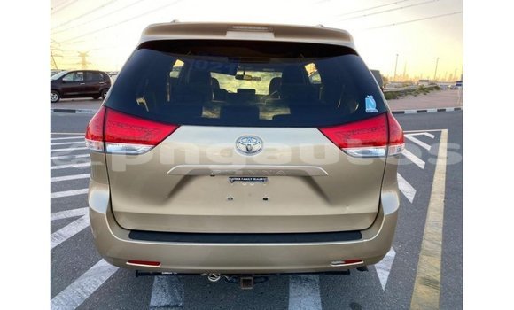 Buy Import Toyota Sienna Other Car in Import - Dubai in Enga Buy Import Toyota Sienna Other Car in Import - Dubai in Enga
