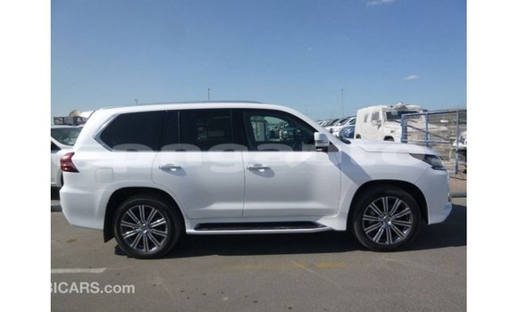 Buy Import Lexus LX White Car in Import - Dubai in Enga Buy Import Lexus LX White Car in Import - Dubai in Enga