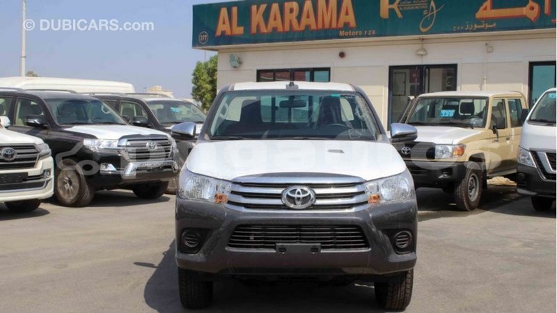 Big with watermark toyota hilux enga import dubai 5124