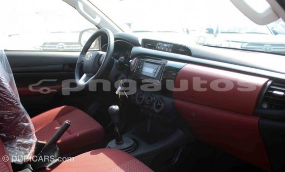 Buy Import Toyota Hilux Other Car in Import - Dubai in Enga Buy Import Toyota Hilux Other Car in Import - Dubai in Enga