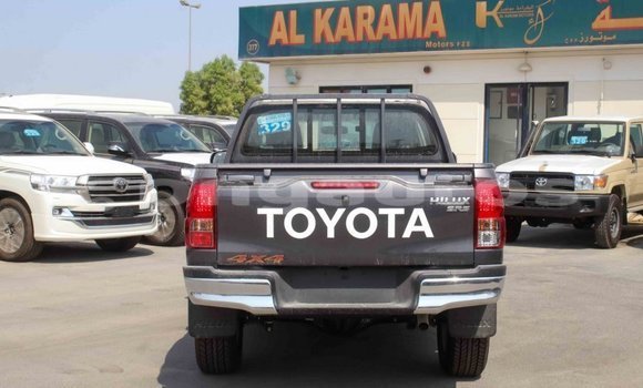 Buy Import Toyota Hilux Other Car in Import - Dubai in Enga Buy Import Toyota Hilux Other Car in Import - Dubai in Enga