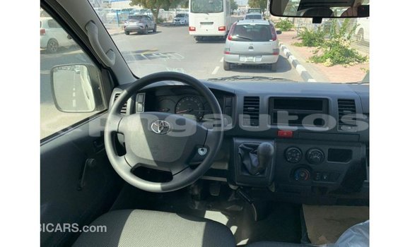 Buy Import Toyota Hiace White Car in Import - Dubai in Enga Buy Import Toyota Hiace White Car in Import - Dubai in Enga