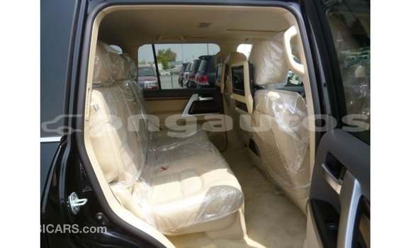 Buy Import Toyota Land Cruiser Black Car in Import - Dubai in Enga Buy Import Toyota Land Cruiser Black Car in Import - Dubai in Enga
