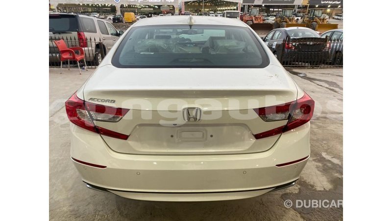 Big with watermark honda accord enga import dubai 5147