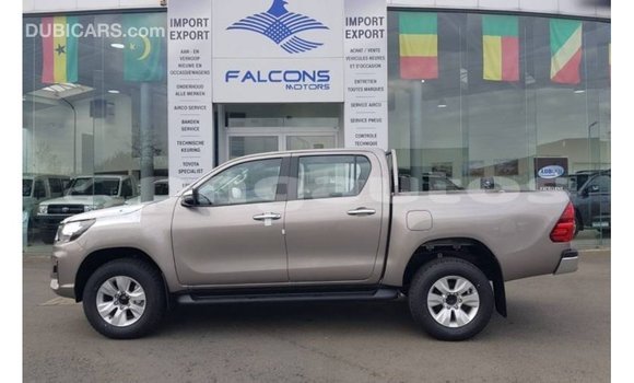 Buy Import Toyota Hilux Brown Car in Import - Dubai in Enga Buy Import Toyota Hilux Brown Car in Import - Dubai in Enga