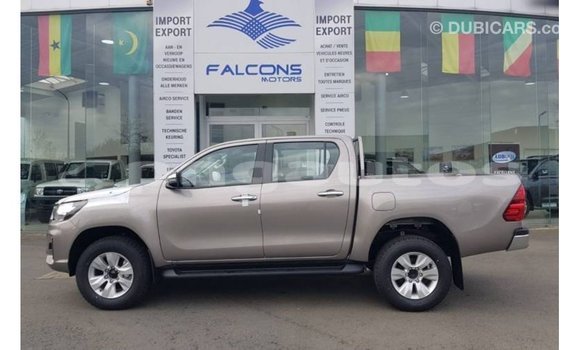 Buy Import Toyota Hilux Brown Car in Import - Dubai in Enga Buy Import Toyota Hilux Brown Car in Import - Dubai in Enga