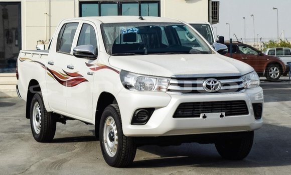 Buy Import Toyota Hilux White Car in Import - Dubai in Enga Buy Import Toyota Hilux White Car in Import - Dubai in Enga
