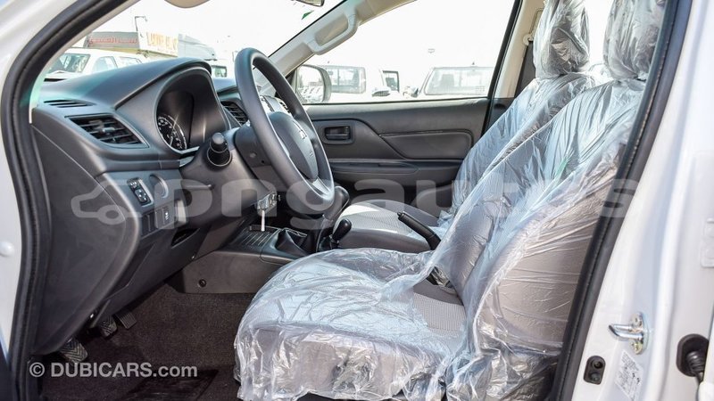 Big with watermark mitsubishi l200 enga import dubai 5157