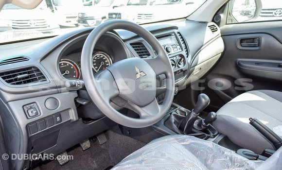 Buy Import Mitsubishi L200 White Car in Import - Dubai in Enga Buy Import Mitsubishi L200 White Car in Import - Dubai in Enga