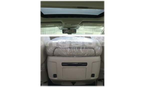 Buy Import Nissan Patrol White Car in Import - Dubai in Enga Buy Import Nissan Patrol White Car in Import - Dubai in Enga