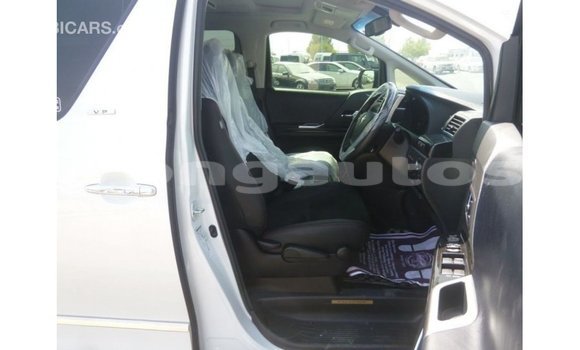 Buy Import Toyota Vellfire White Car in Import - Dubai in Enga Buy Import Toyota Vellfire White Car in Import - Dubai in Enga
