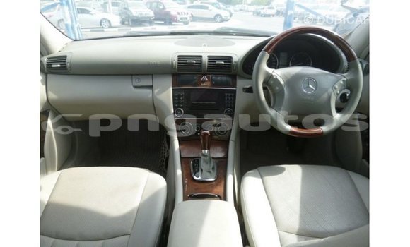 Buy Import Mercedes-Benz 190 Blue Car in Import - Dubai in Enga Buy Import Mercedes-Benz 190 Blue Car in Import - Dubai in Enga